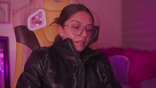 Chat XXX ao vivo de milly_kenner