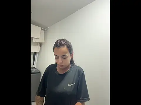 Srta_Jhenny 现场XXX聊天