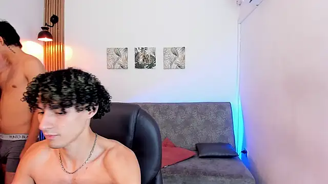 Fun_BoysW Adlı Modelin Canlı XXX Sohbeti