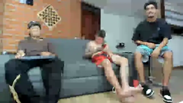 دردشة bully_boss الجنسية المباشرة