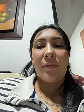KittyObsession লাইভ XXX চ্যাট