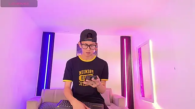 Marcus_and_TonyのライブXXXチャット