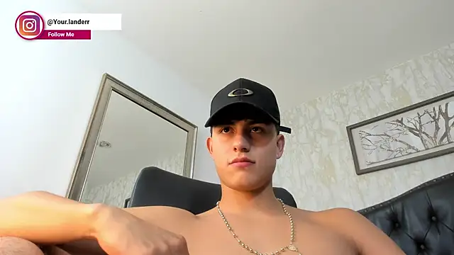 Lander_Cruz Show Webcam