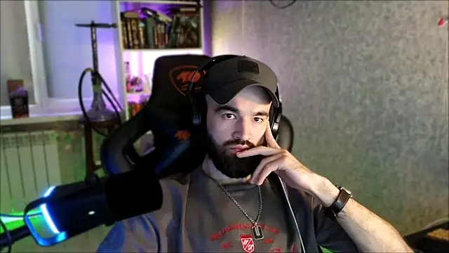 _Serious_Man – Naživo XXX chat
