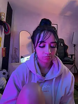 EmmyEvans1 라이브 XXX 채팅