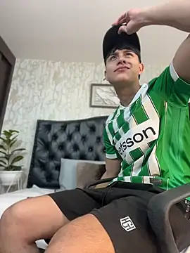 Lander_Cruz XXX чат на живо