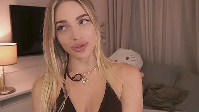 nicole_blueberry's Live XXX Chat