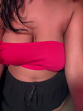 Онлайн чат XXX Lucky_Flora