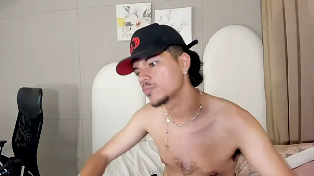 Briian__ – Naživo XXX chat