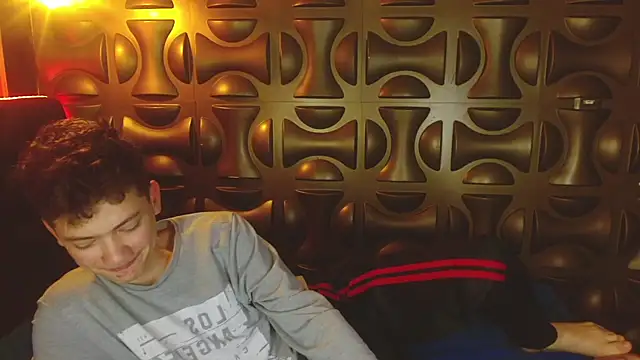 Show modela cruz_dante na web-kameri