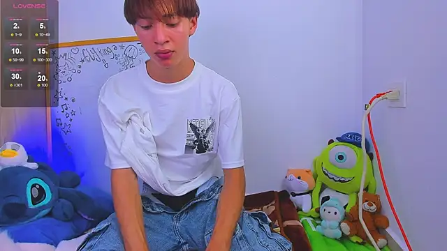 Ely_king élő XXX-chatje