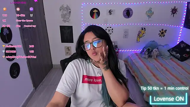 Živý XXX chat Cherry_blush_