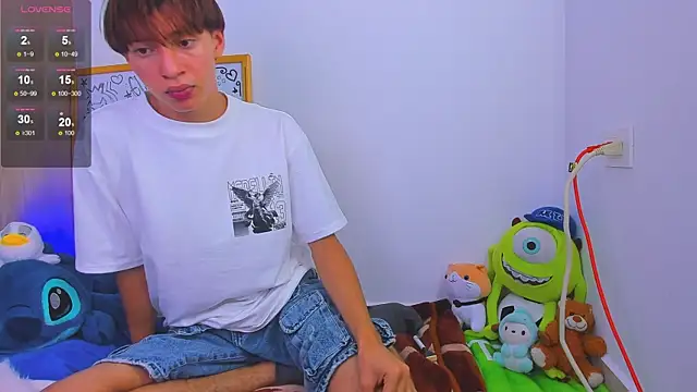 Онлайн чат XXX Ely_king