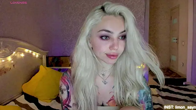 LillyMoure_ 라이브 XXX 채팅