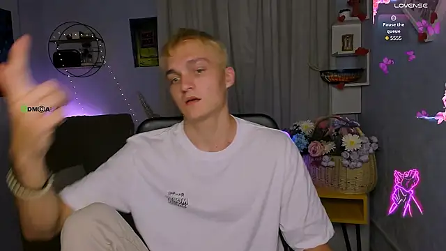 john_lik's Live XXX Chat