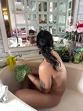 TranSexualJade95 即時 XXX 聊天