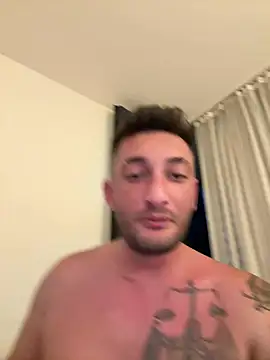 SARSILMAZ_HOME Adlı Modelin Canlı XXX Sohbeti