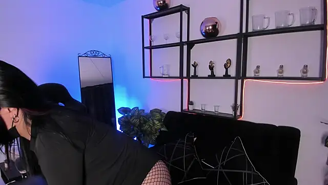 Halley_Ravenn's Live XXX Chat
