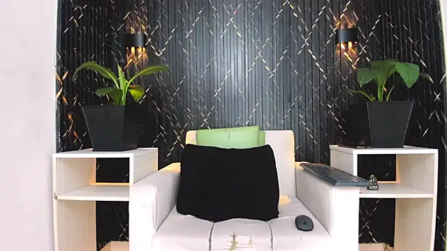 StefanyVillarreal_'s Live XXX Chat