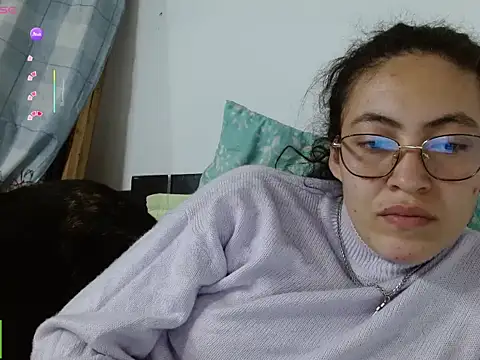Chat XXX ao vivo de Amitlu_