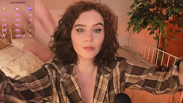 Онлайн чат XXX UnaMedison