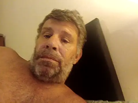 stud2512 – Live XXX-chat