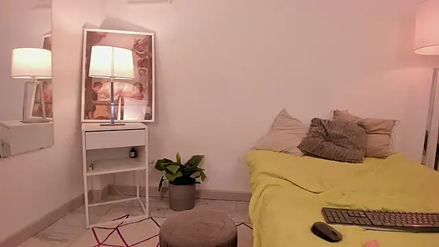 MIA_COLLLINS1 라이브 XXX 채팅