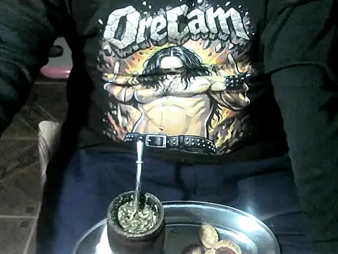 แชท XXX สดของ OreCam
