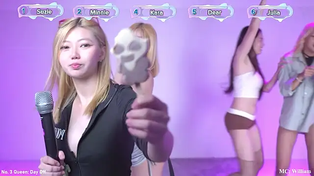 Chat XXX en directo de G-Velvet