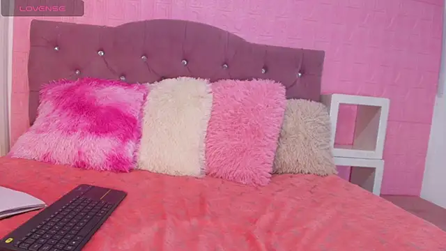Онлайн чат XXX Issa_Messy