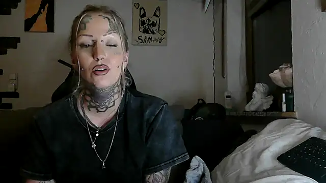 RoxxyInk 라이브 XXX 채팅