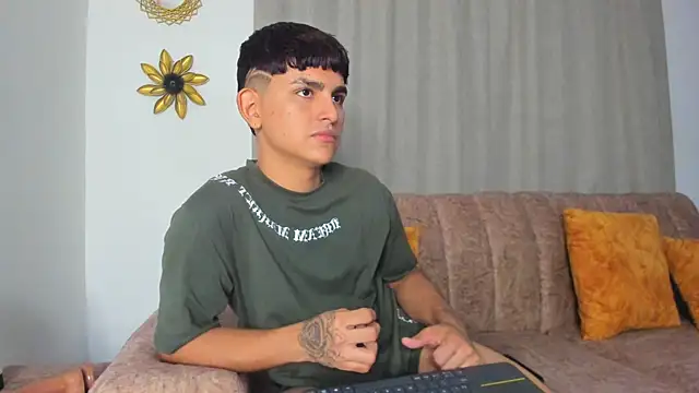 Lyam_apn Live XXX chat