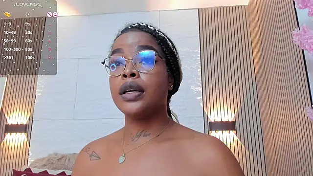 MadisonLopezx 라이브 XXX 채팅