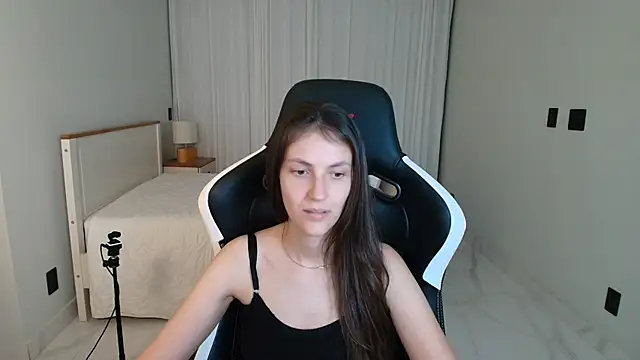upssnowy live XXX chat
