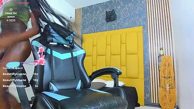 valenrss Chat XXX live