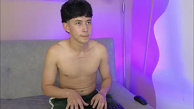 XXX chat uživo modela myke_magic