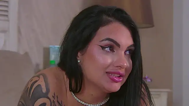 Chat +18 de AliraNightvale ao vivo