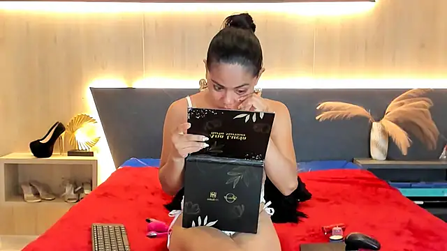 LorenaVarga 라이브 XXX 채팅