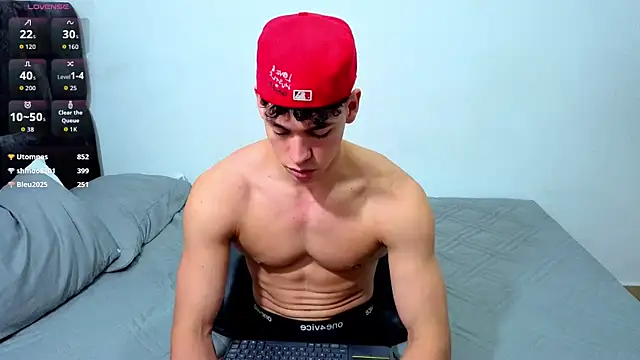 دردشة Luke_Muscle الجنسية المباشرة