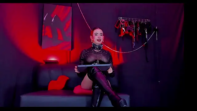 Онлайн чат XXX MartinaaStone