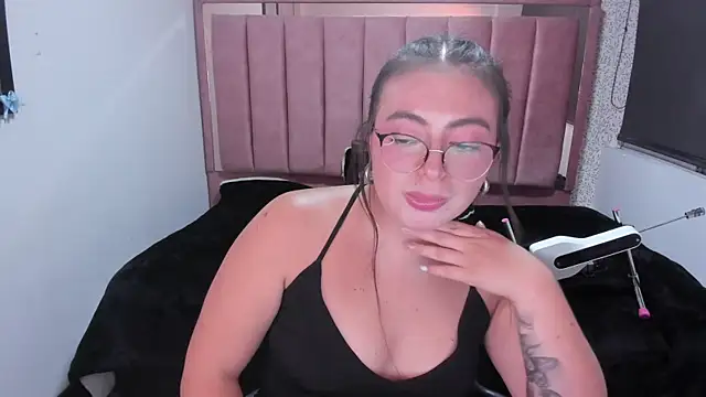 MiaWils_'s Live XXX Chat