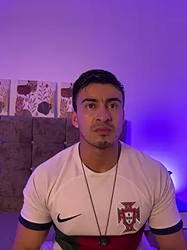 Czat XXX na żywo – Chris_Clarck
