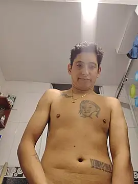 XXX chat uživo modela Tiger_cryad
