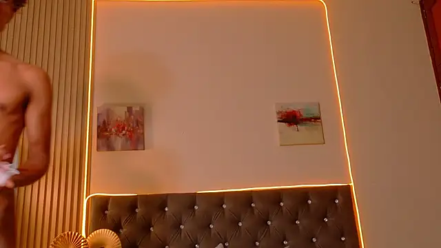 Онлайн чат XXX Alex_Bloom