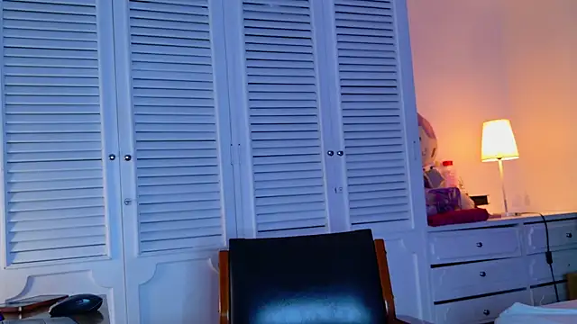 Adel_Nesbiit's Live XXX Chat