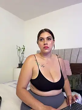 Kaarol69's Live XXX Chat