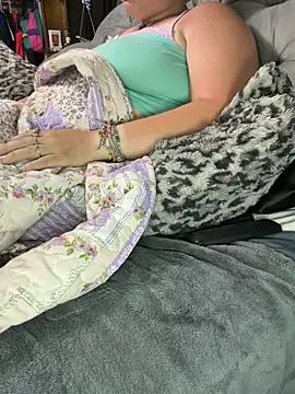 sweetkacibaby's Live XXX Chat