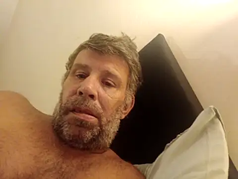 stud2512 Live XXX Chat