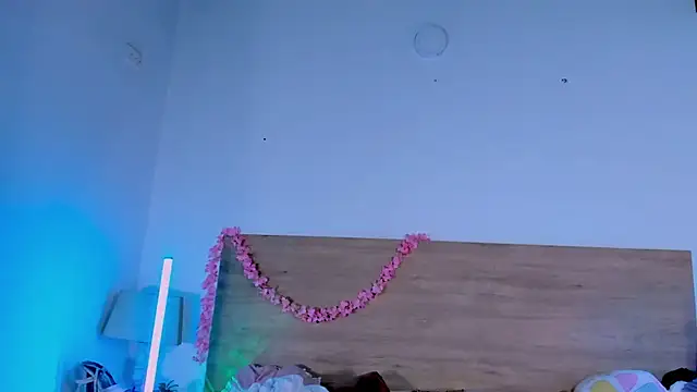 Chat +18 de LaraRous ao vivo