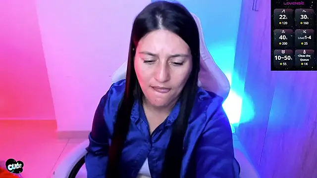 Chat XXX en directo de Saskyaa